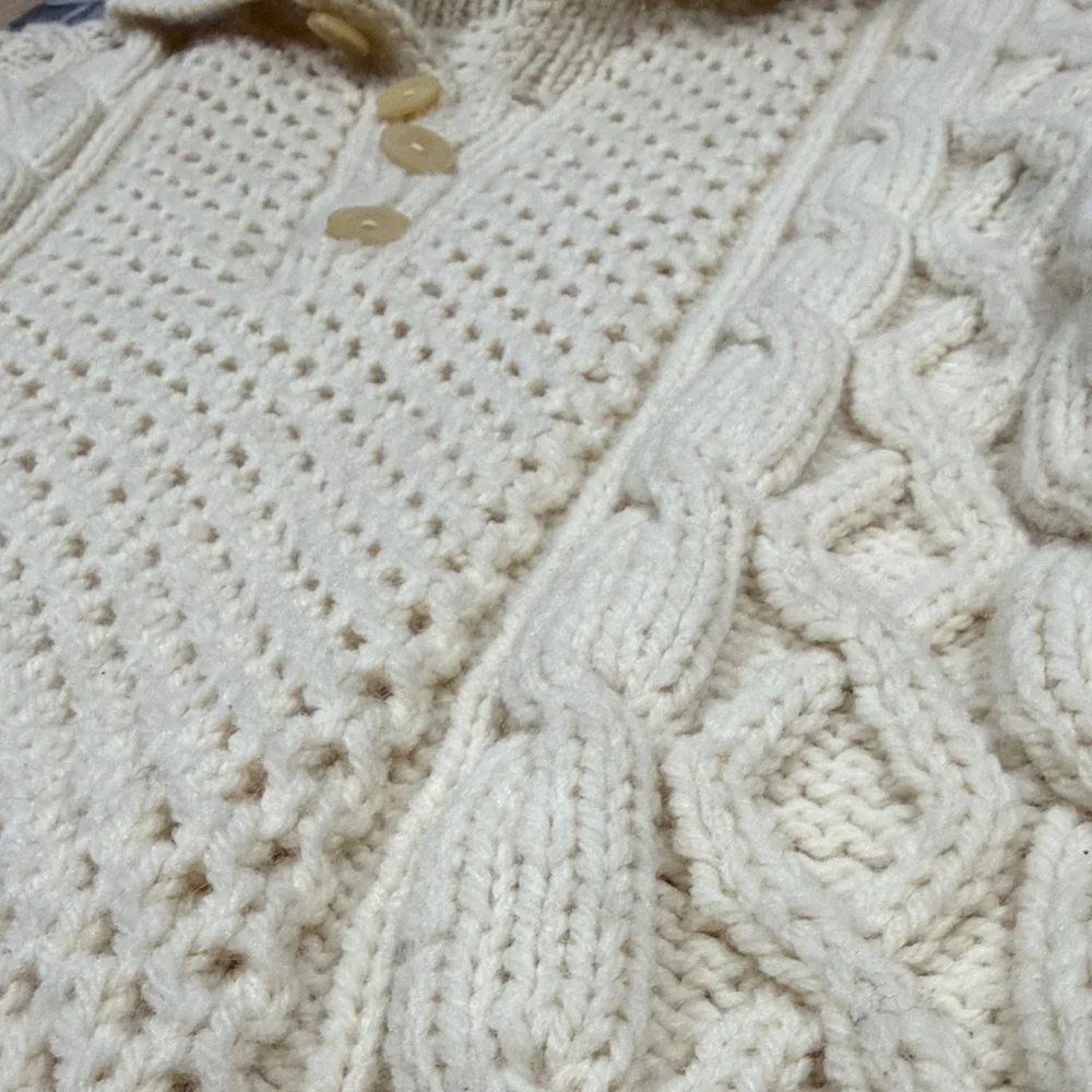 Hand-Knit Aran Fisherman Sweater Men’s Large Cream Wool Blend‎